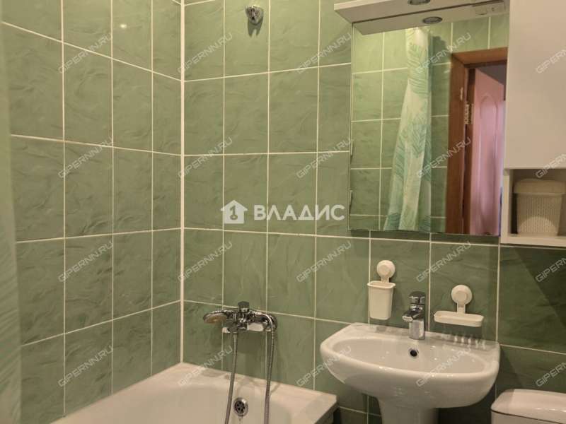однокомнатная квартира на улице Сергея Есенина дом 38