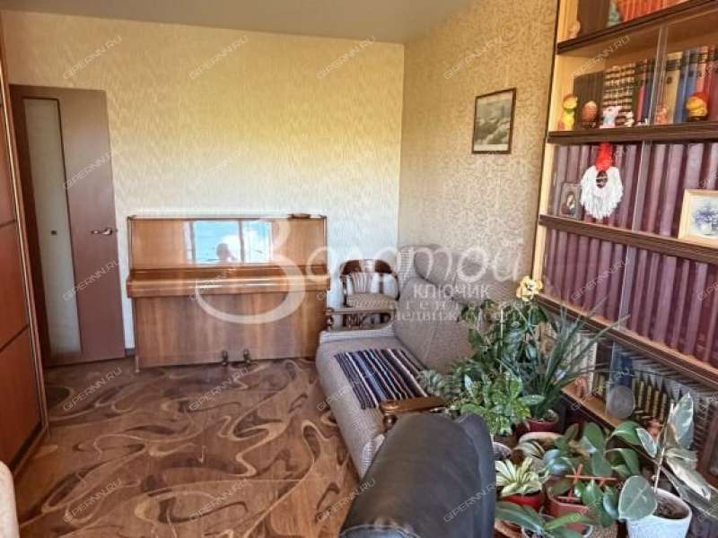 трёхкомнатная квартира на Таганской улице дом 4/1