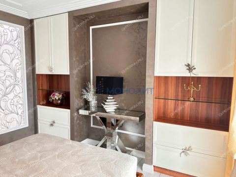 2-komnatnaya-ul-rodionova-d-192-k4 фото