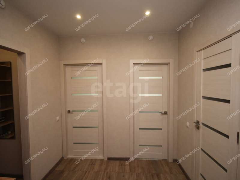 однокомнатная квартира на улице Александра Хохлова дом 7