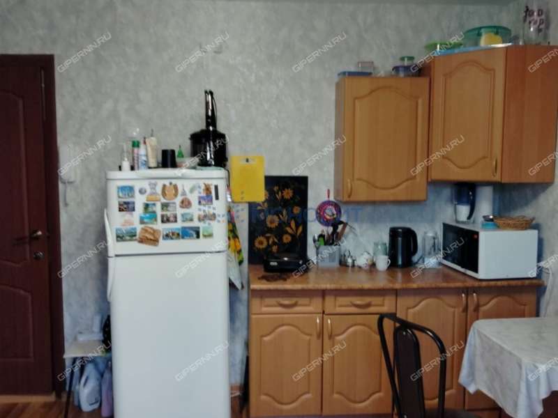 комната в доме 153 на улице Максима Горького