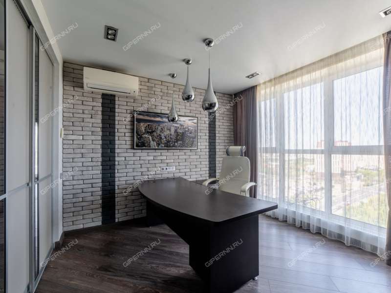 четырёхкомнатная квартира на улице Родионова дом 192 к4