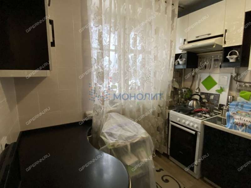 трёхкомнатная квартира на улице Энтузиастов дом 8