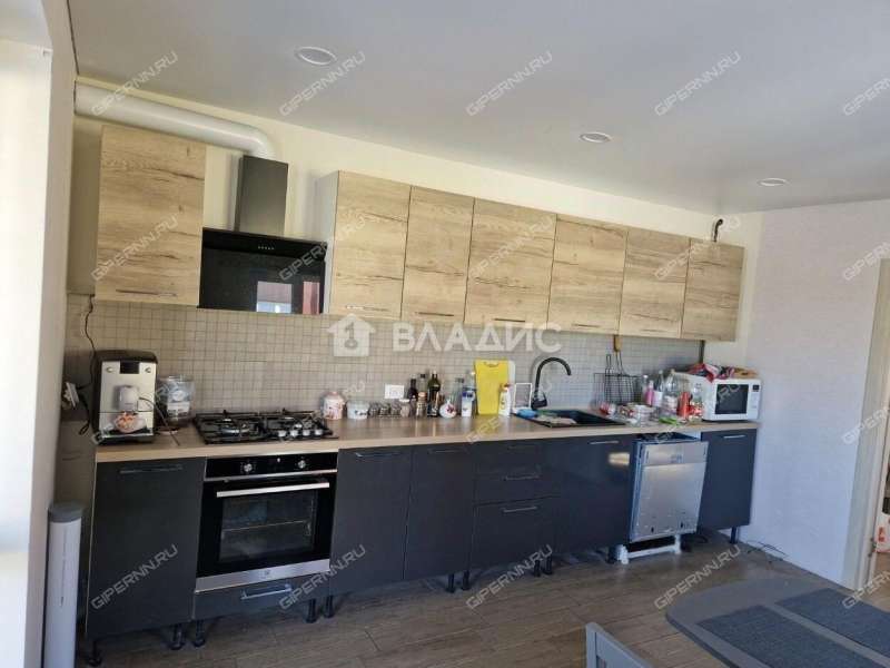 дом на Акварельной улице