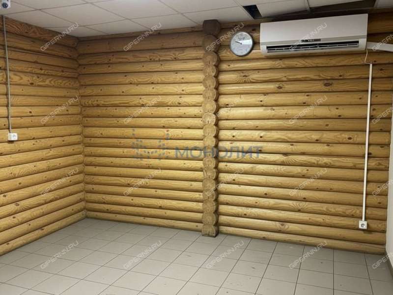 помещение под офис, торговую площадь на улице Центральная деревня Зубаниха