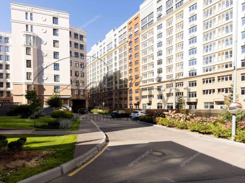 четырёхкомнатная квартира на улице Максима Горького дом 77