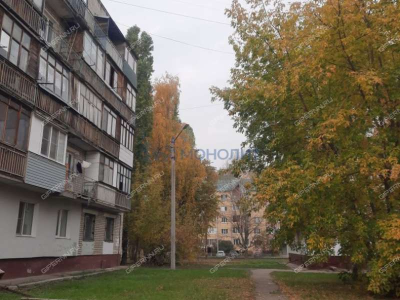 комната в доме 42 на улице Бурденко