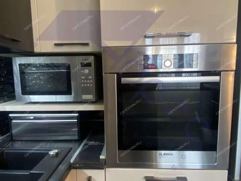 трёхкомнатная квартира на Краснозвёздной улице дом 31