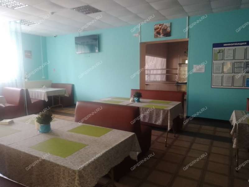 здание под недвижимость под гостиничный бизнес, недвижимость под медицинские учреждения на улице Свердлова город Балахна