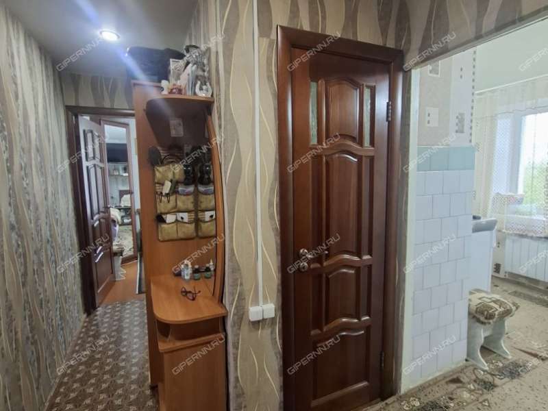 трёхкомнатная квартира на Школьная ул. дом 1 село Чернуха