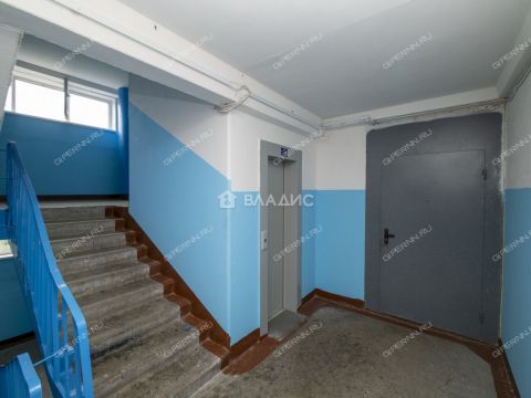3-komnatnaya-ul-krasnyh-partizan-d-18 фото