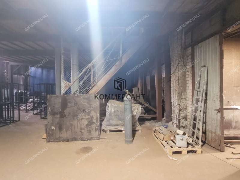 здание под офис, торговую площадь на Памирской улице