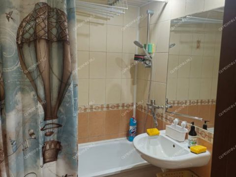 2-komnatnaya-ul-geroya-samochkina-d-11 фото