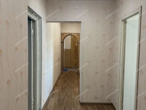 4-komnatnaya-ul-kosmicheskaya-d-53 фото