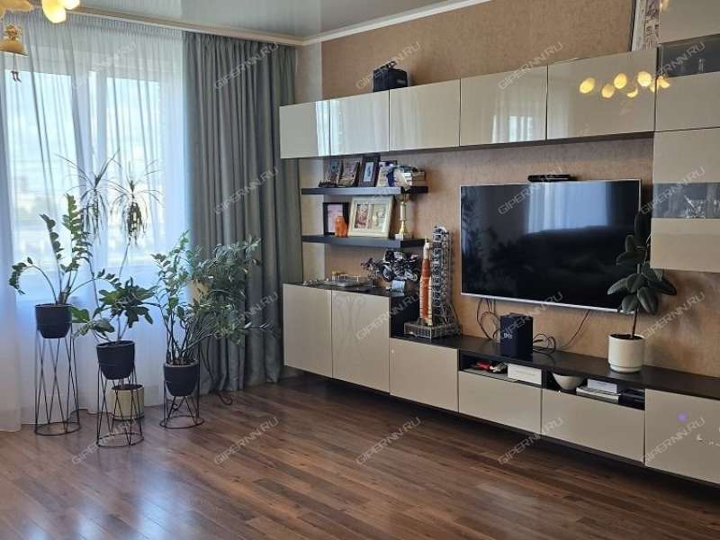 трёхкомнатная квартира на Берёзовской улице дом 103