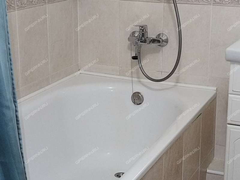 четырёхкомнатная квартира на улице Генкиной дом 61