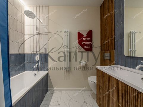 3-komnatnaya-ul-svetlogorskaya-d-6 фото