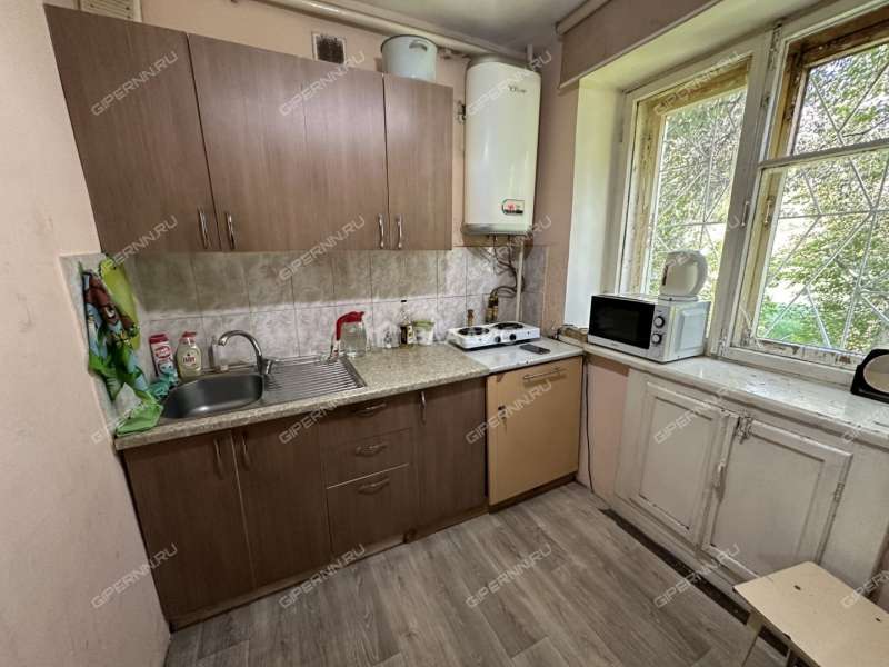 четырёхкомнатная квартира на улице Баумана дом 50 к1