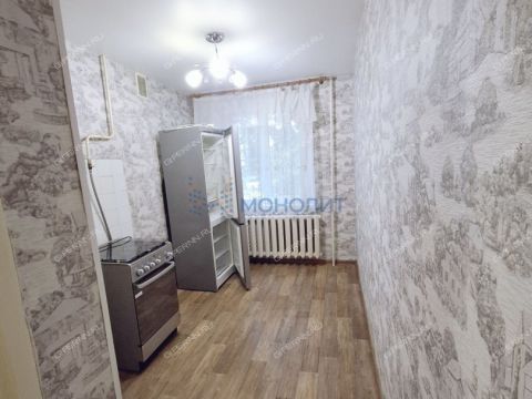 1-komnatnaya-ul-sergeya-esenina-d-4a фото