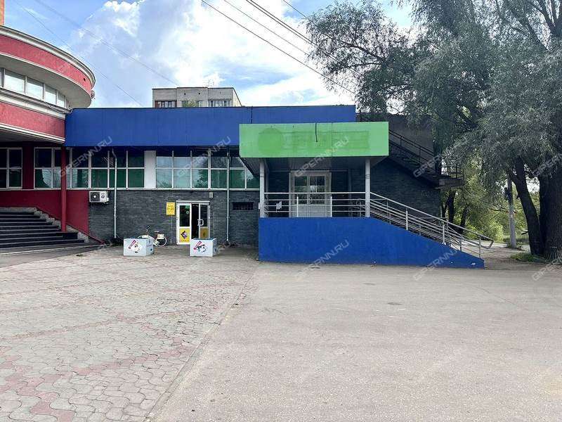 помещение под торговую площадь на Московское ш., д.142