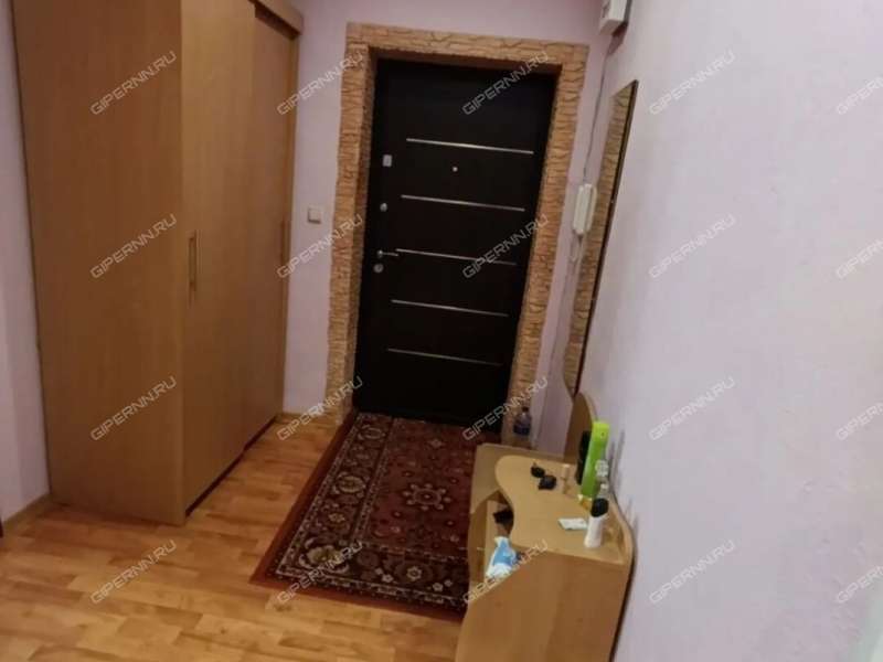 трёхкомнатная квартира на Судостроительной улице дом 8
