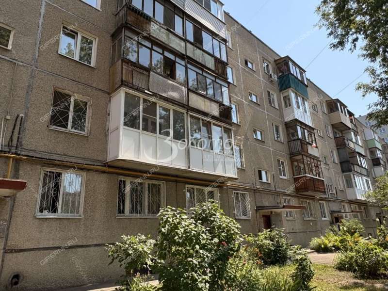 двухкомнатная квартира на Красноуральской улице дом 13/2