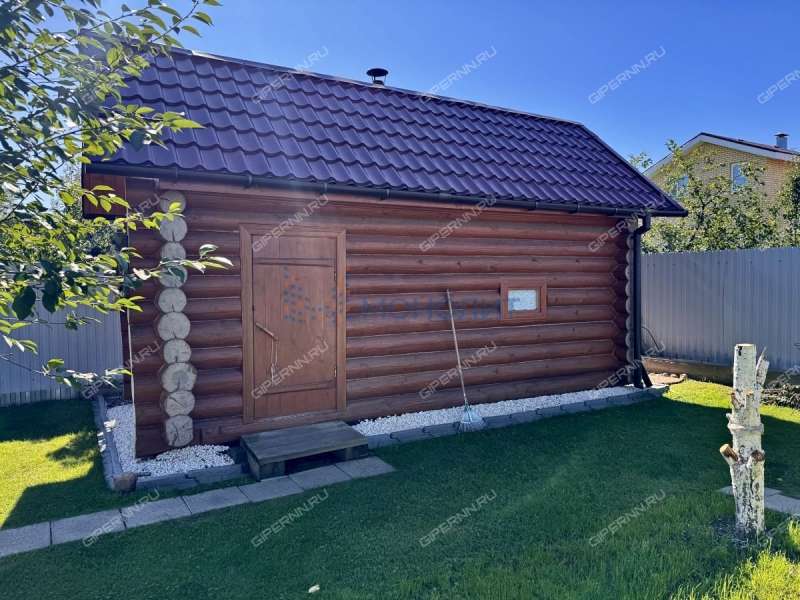 дом на Озёрной улице деревня Крутая