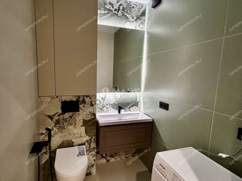 трёхкомнатная квартира на Лысогорской улице дом 89 к3