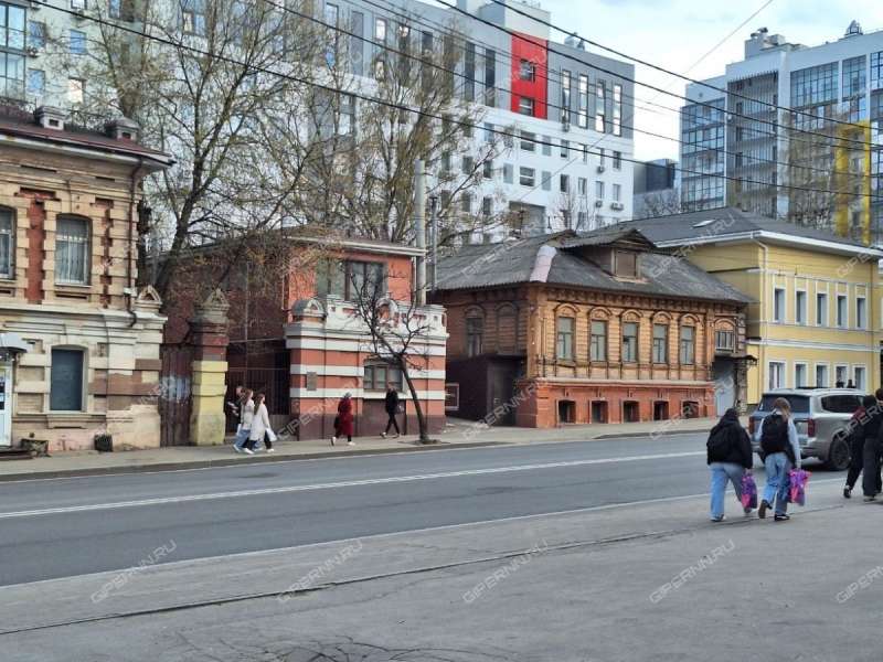 здание под офис на Большой Покровской улице