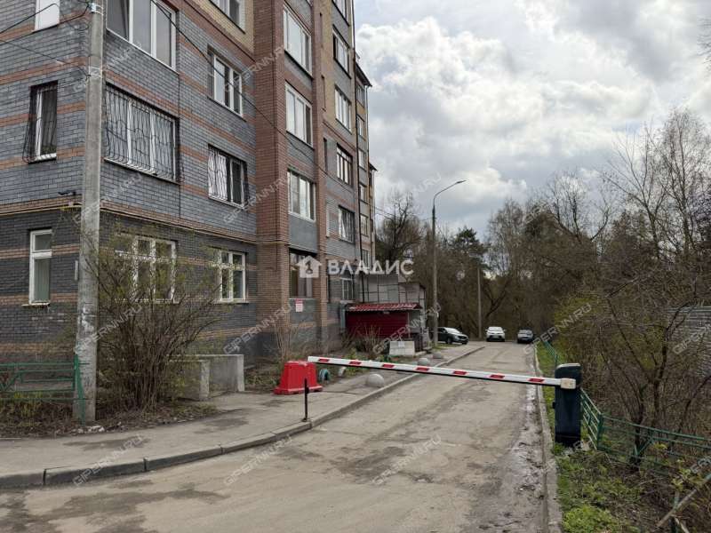 помещение под помещение свободного назначения на улице 40 лет Октября