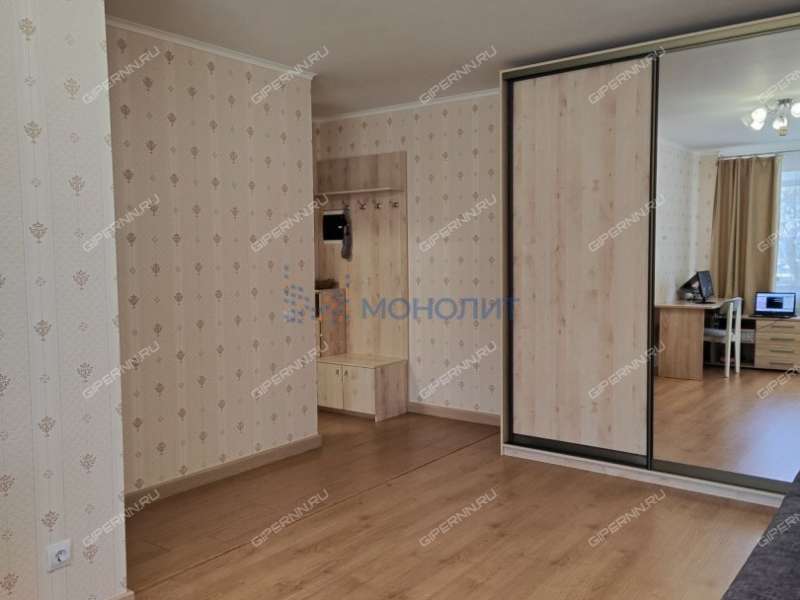 двухкомнатная квартира на улице Крылова дом 5А