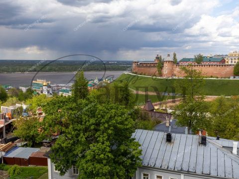 4-komnatnaya-ul-pochainskaya-d-35 фото