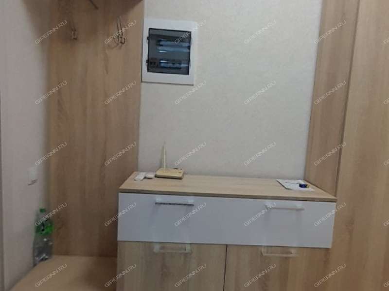 трёхкомнатная квартира на проспекте Героев Донбасса дом 16