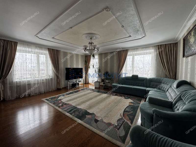 пятикомнатная квартира на Нижегородской улице дом 11В