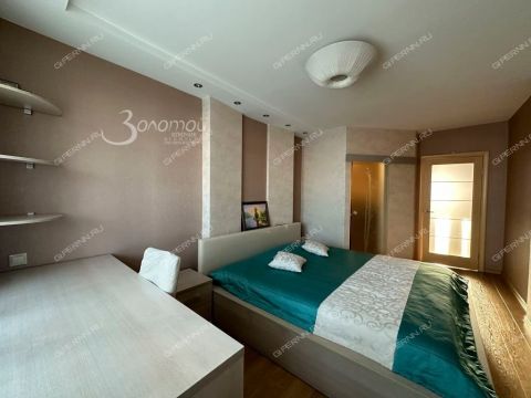 4-komnatnaya-ul-yuliusa-fuchika-d-7 фото