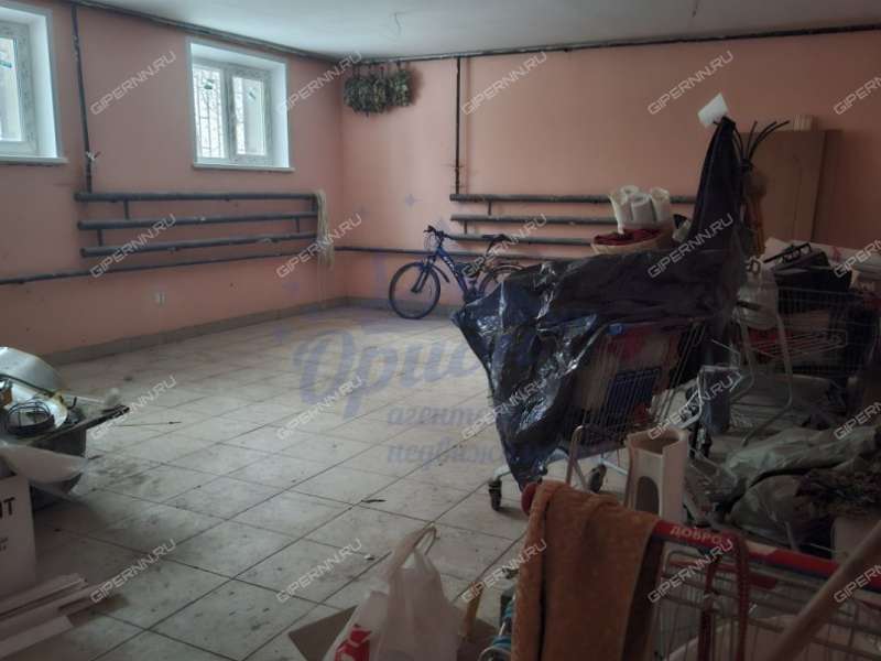 здание под офис, торговую площадь на улице Талалушкина город Кстово