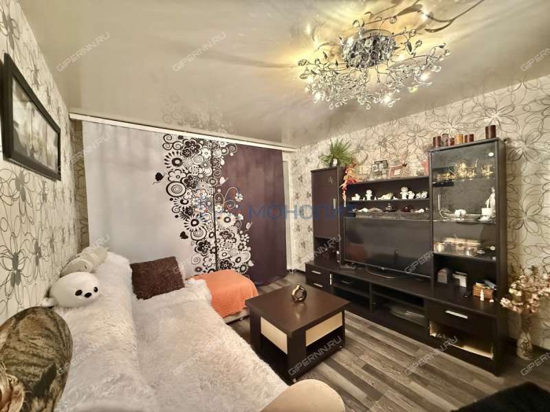 трёхкомнатная квартира на Республиканской улице дом 33