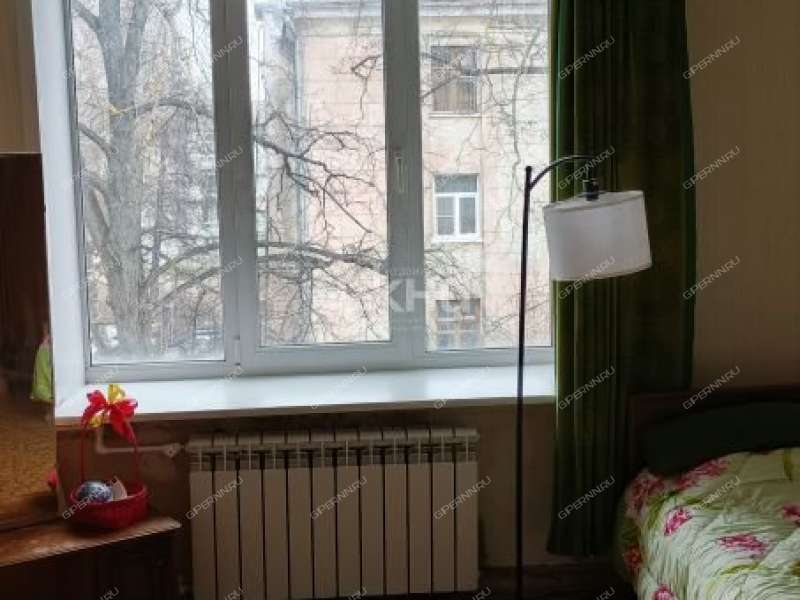 трёхкомнатная квартира на улице Героя Безрукова дом 8