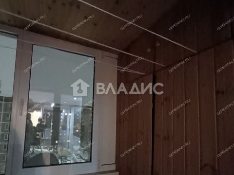 3-komnatnaya-ul-tropinina-d-6 фото