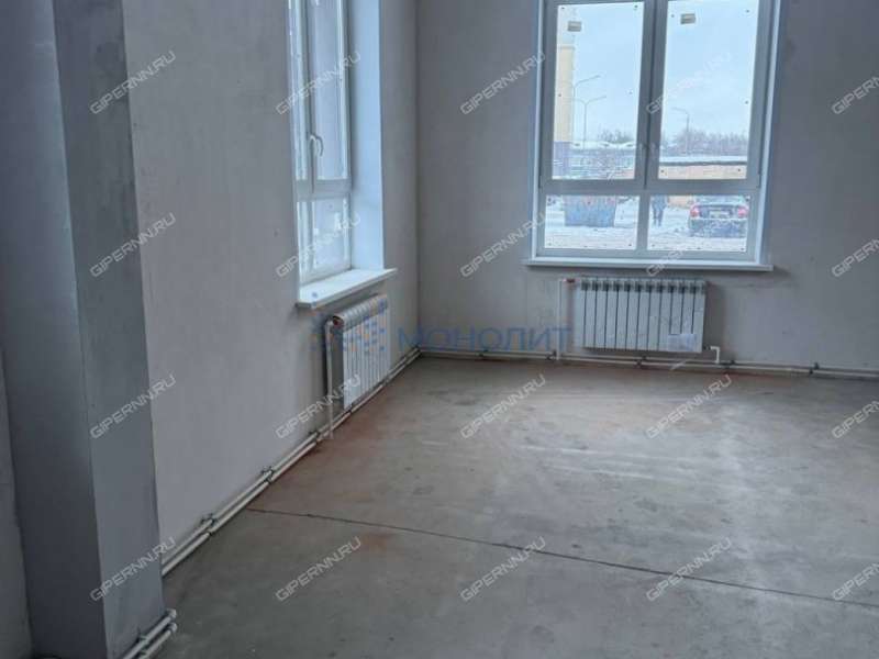 помещение под офис, торговую площадь на улице 50-летия Победы