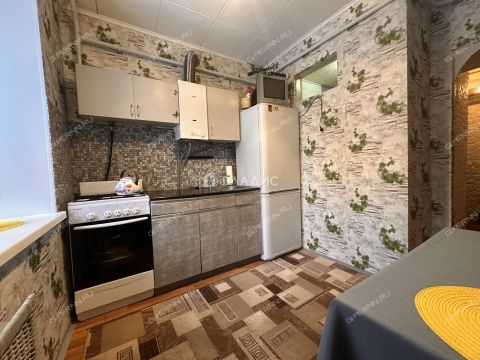 1-komnatnaya-ul-cvetochnaya-d-1 фото