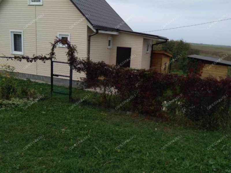 дом на улице Луговая село Вармалей