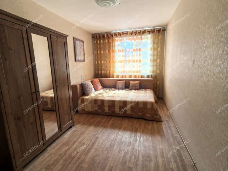 трёхкомнатная квартира на Республиканской улице дом 25