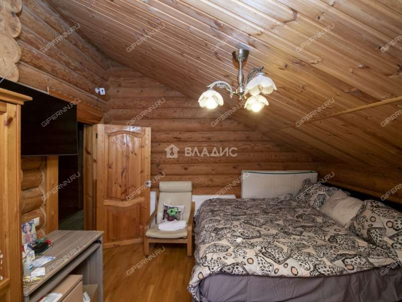 дом на улице Ветеранов деревня Бурцево