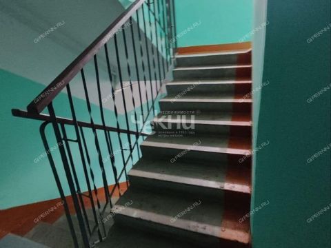 1-komnatnaya-ul-marshala-kazakova-d-9 фото