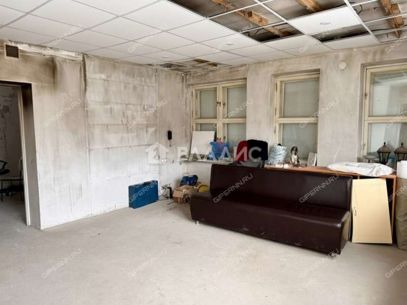 здание под офис, торговую площадь на Большой Покровской улице