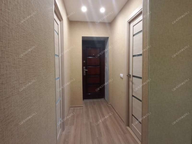 однокомнатная квартира на улице Петрищева дом 6 город Дзержинск