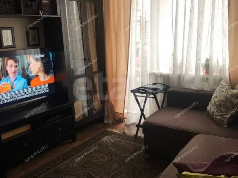 трёхкомнатная квартира на Перекопской улице дом 10