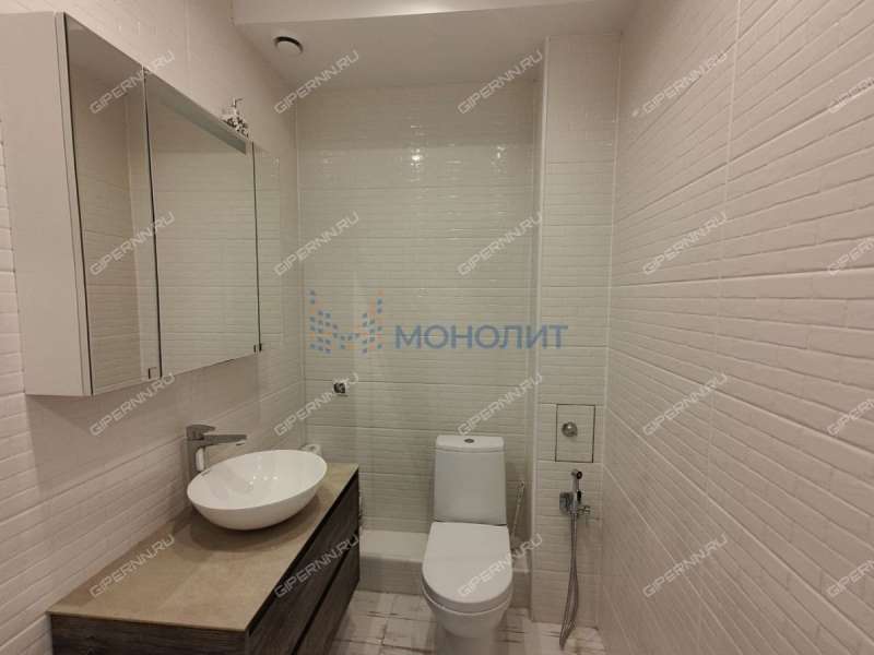 трёхкомнатная квартира на Лысогорской улице дом 89 к2