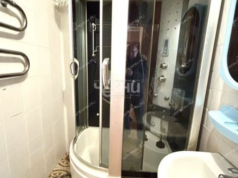 3-komnatnaya-ul-efremova-d-5a фото